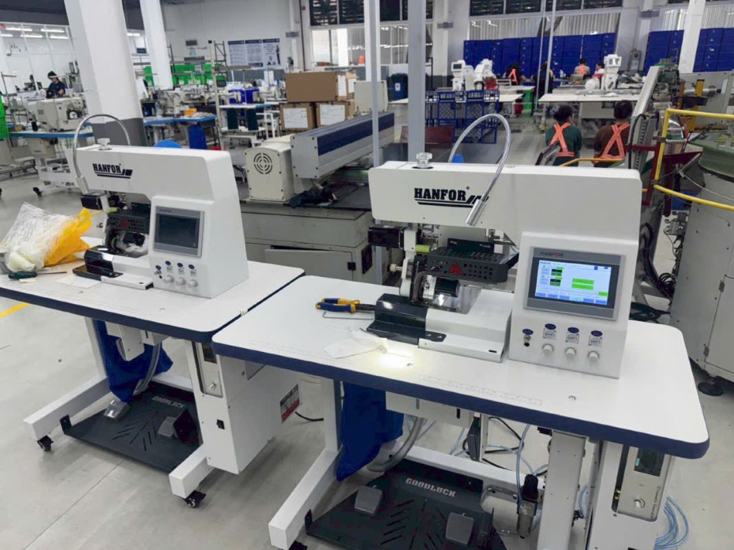 Máy Dán Keo seamless Không Đường May