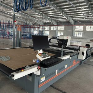 Máy Cắt Vải Tự Động UTI LP-2219